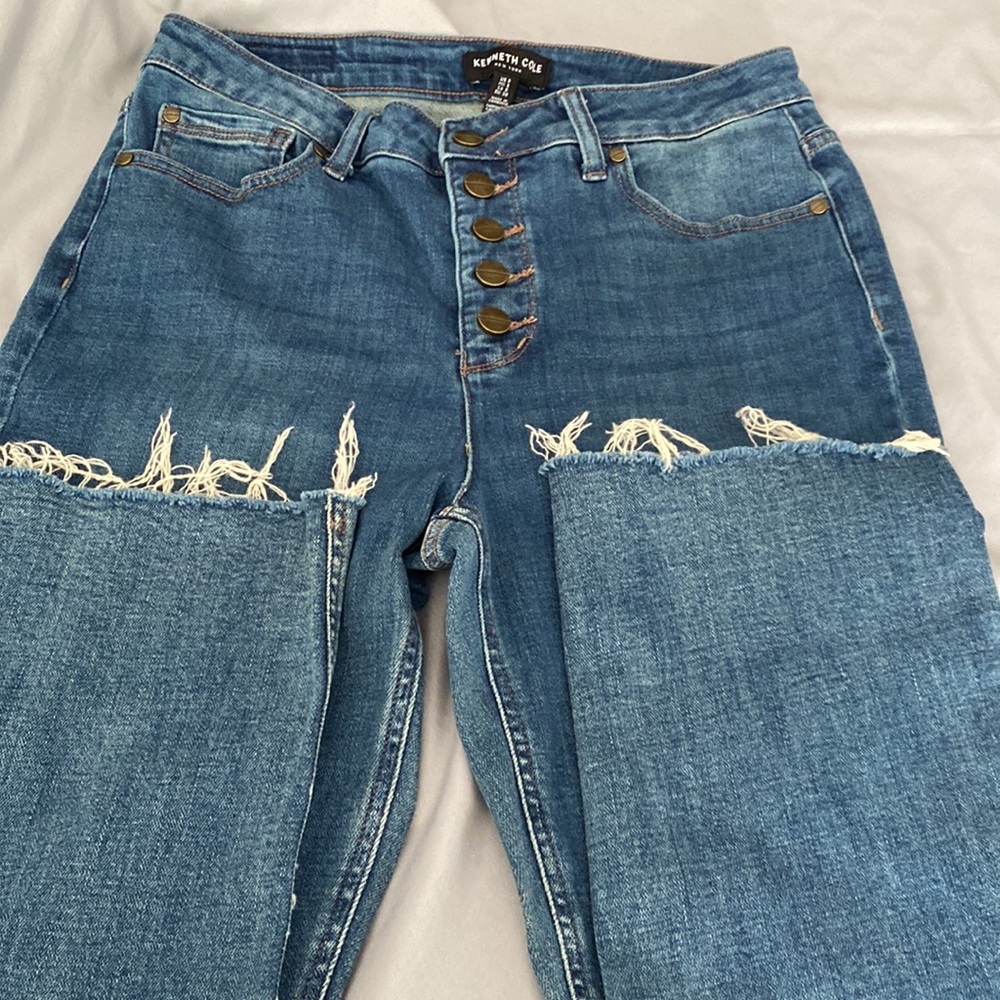 Kenneth Cole Straight Leg Raw Hem Mid Rise Button Front Blue Jeans Size 8